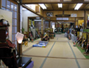 安藤人形店の五月人形展示1